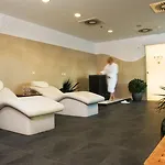إن إتش سيتي فندق بودابست