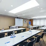 إن إتش سيتي فندق بودابست
