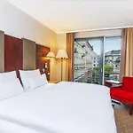 إن إتش سيتي 4* بودابست