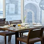 إن إتش سيتي فندق