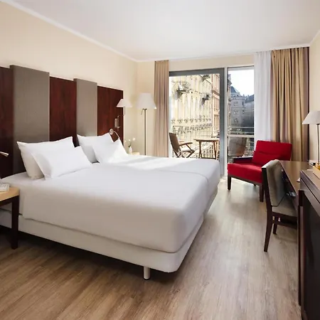 Nh 4* Budapest