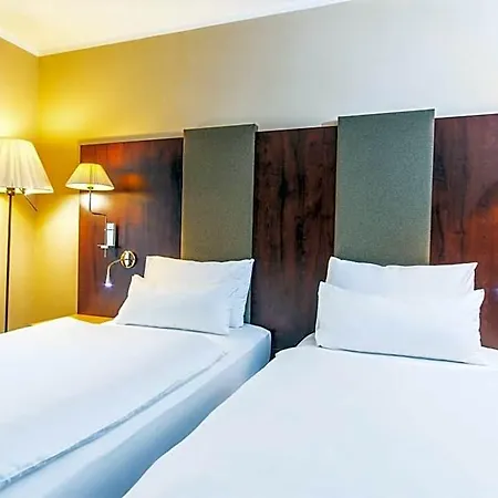 Nh Szálloda 4*