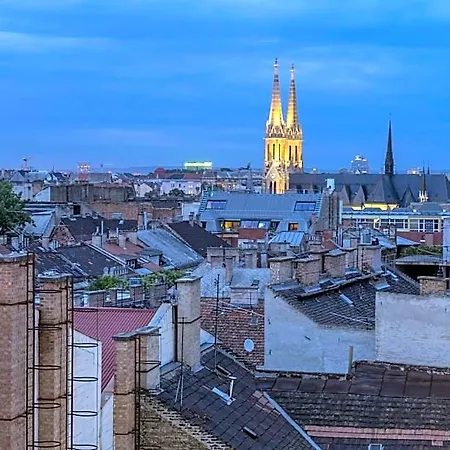Nh 4* Budapest