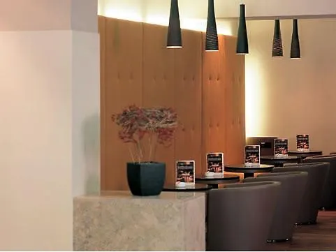 Nh布达佩斯市酒店 酒店 4*