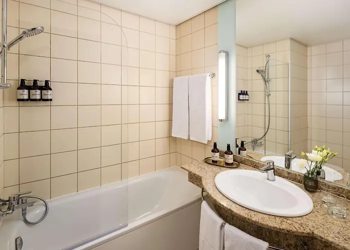 Nh布达佩斯市酒店 4* 布达佩斯