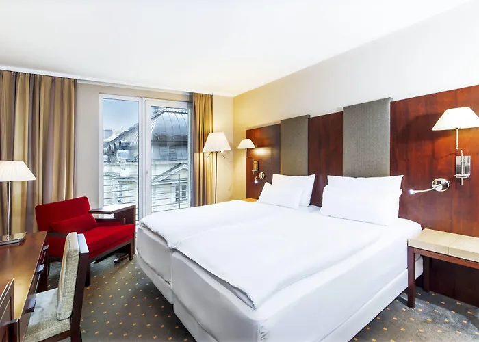 Nh布达佩斯市酒店 4* 布达佩斯