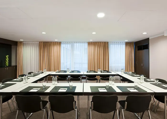 酒店 Nh布达佩斯市酒店 4*