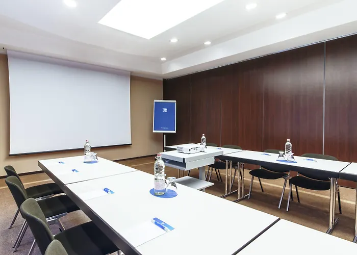 酒店 Nh布达佩斯市酒店 4*