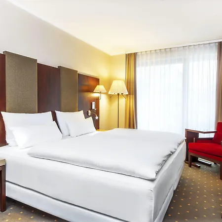 Nh Hotell 4*